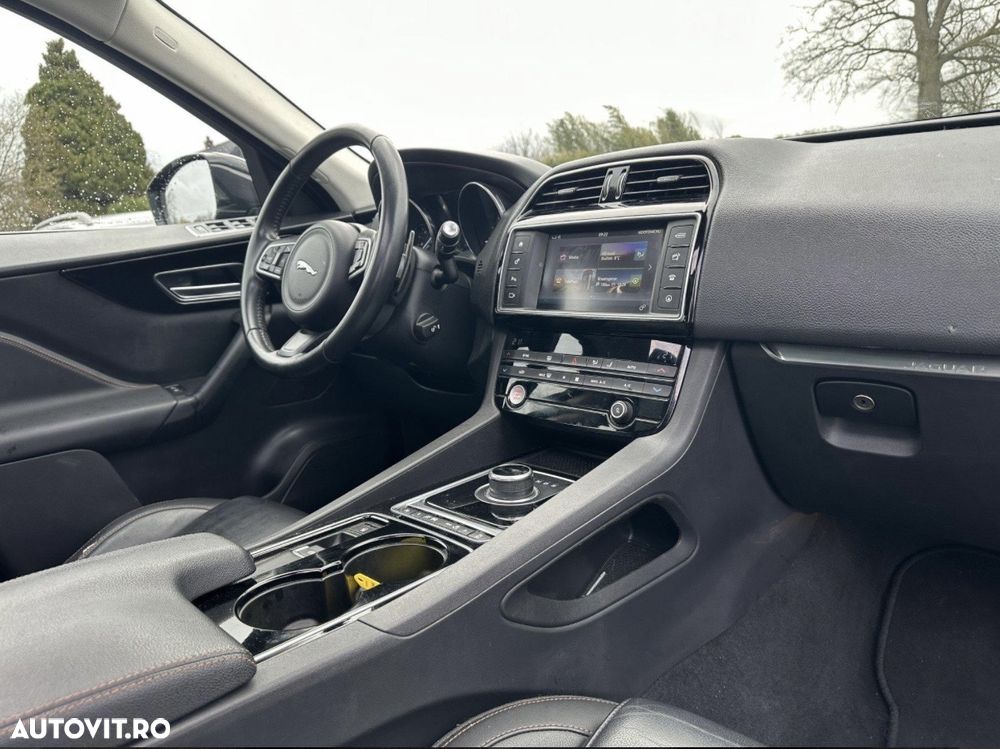Jaguar F-Pace 20d Aut. Prestige - 7