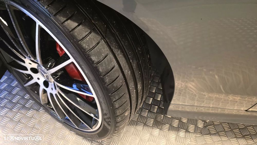 Mercedes-Benz E 220 d AMG Line Aut. - 37