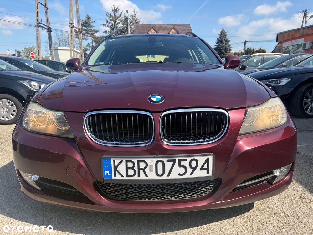 BMW Seria 3 318d DPF Edition Exclusive - 3