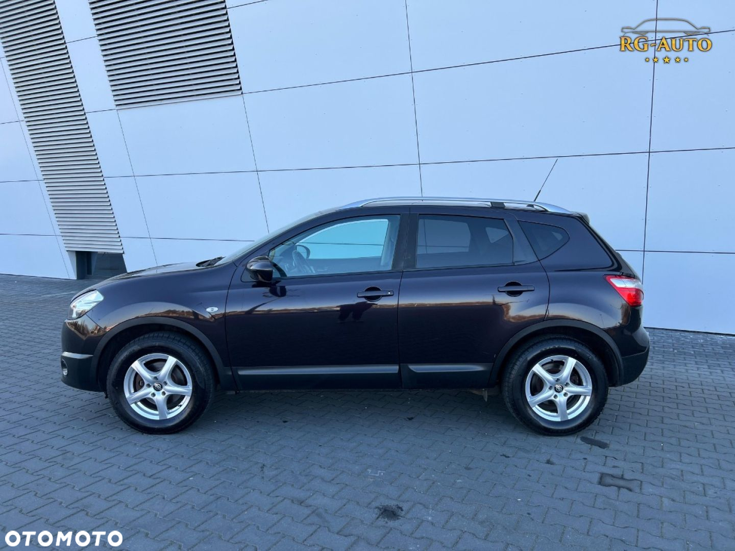 Nissan Qashqai - 12