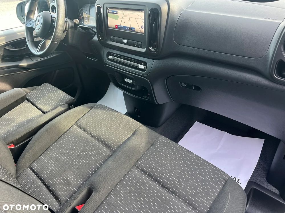 Mercedes-Benz Vito - 24