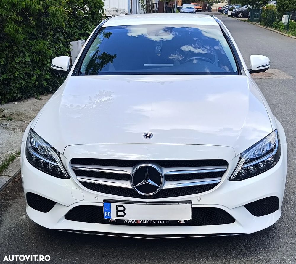 Mercedes-Benz C 300 e 4MATIC 9G-TRONIC - 1
