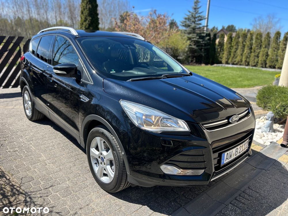 Ford Kuga 2.0 TDCi 2x4 Titanium - 10