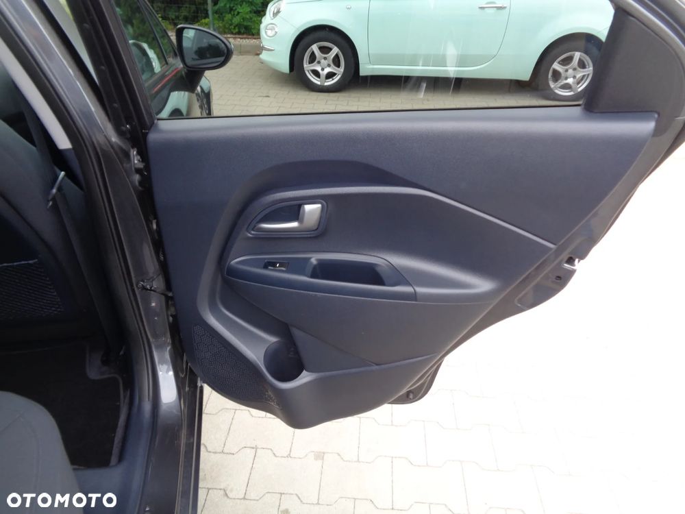 Kia Rio 1.4 Comfort - 18