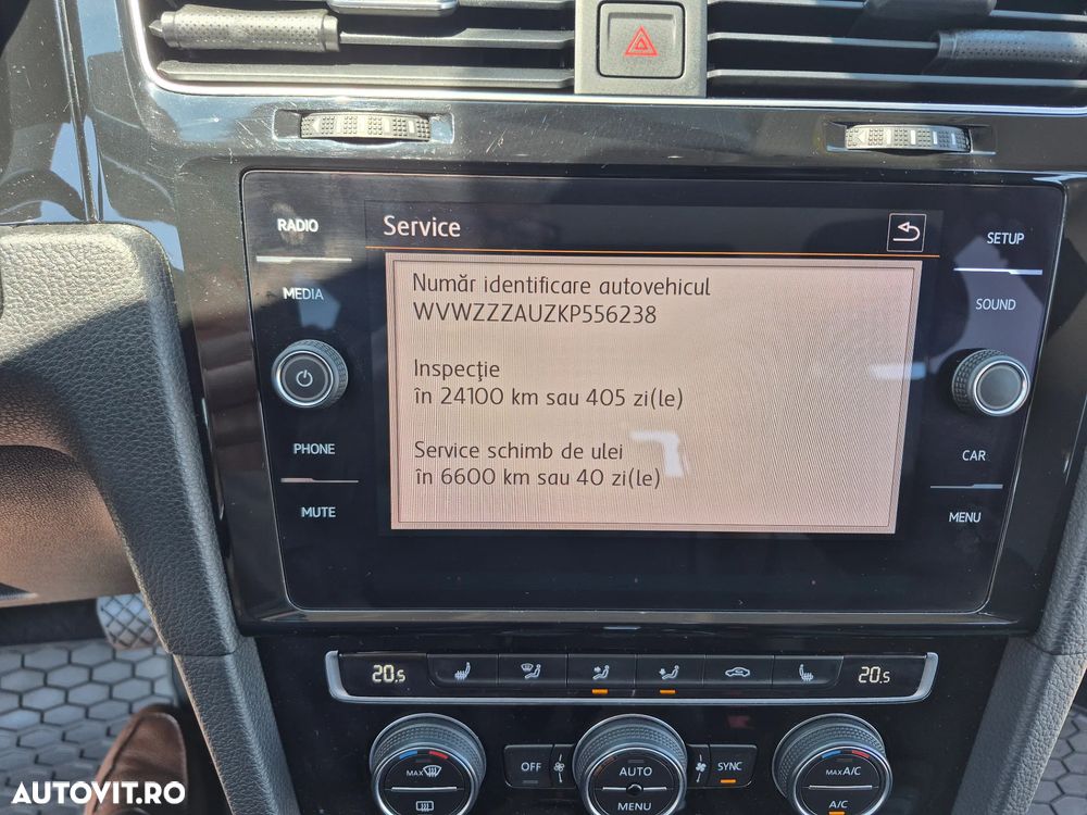 Volkswagen Golf - 19