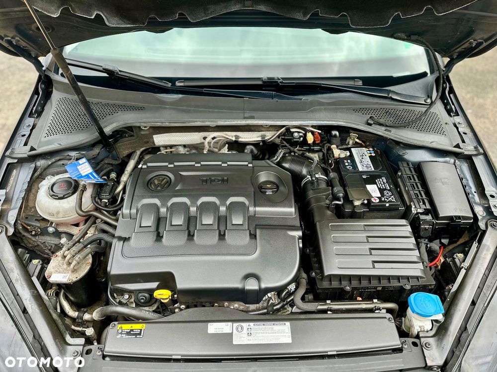 Volkswagen Golf VII 2.0 TDI BMT Highline DSG - 10