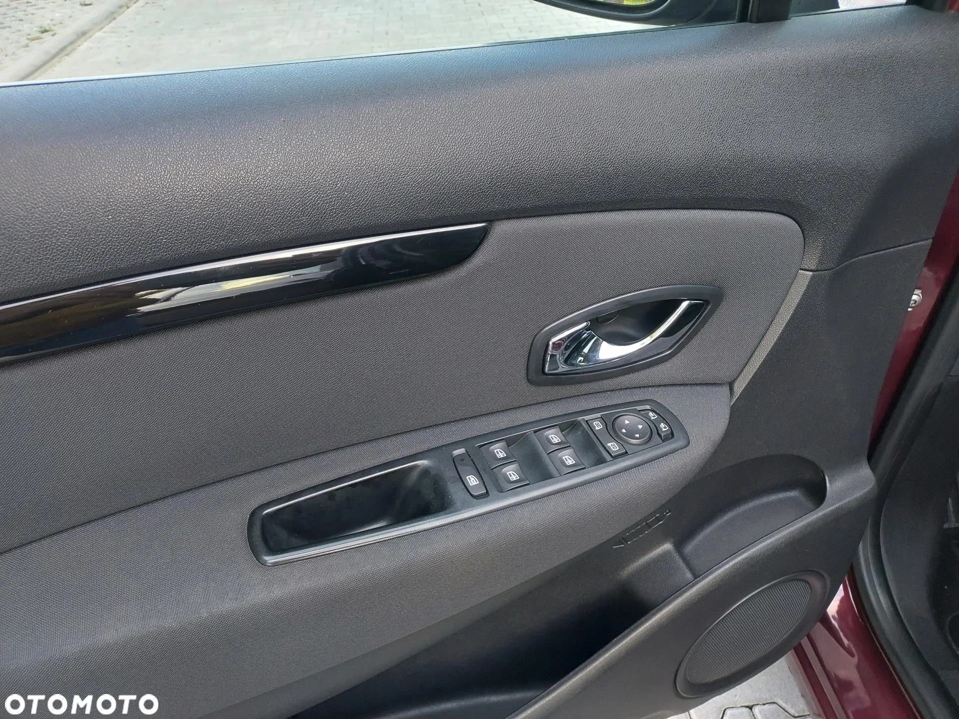 Renault Scenic ENERGY TCe 130 S&S Paris - 31