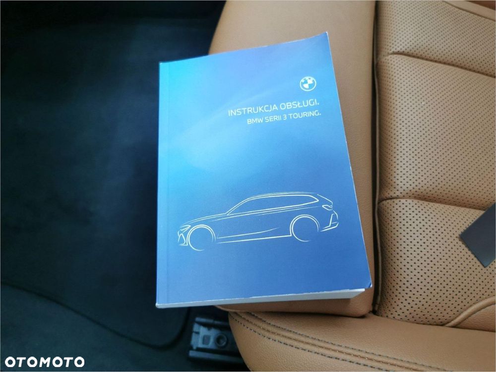 BMW Seria 3 318d MHEV - 19