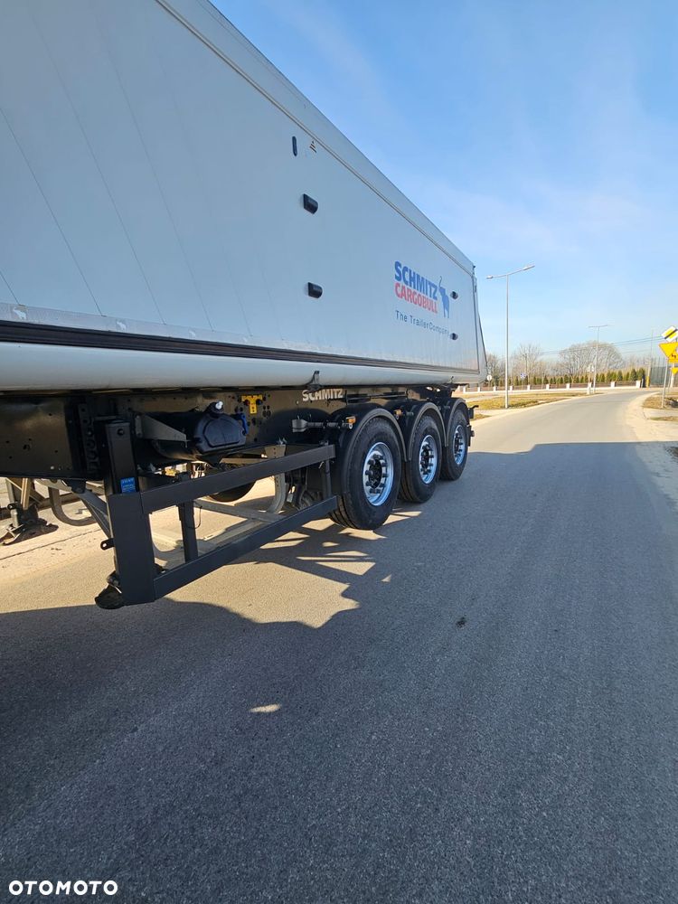 Schmitz Cargobull - 8