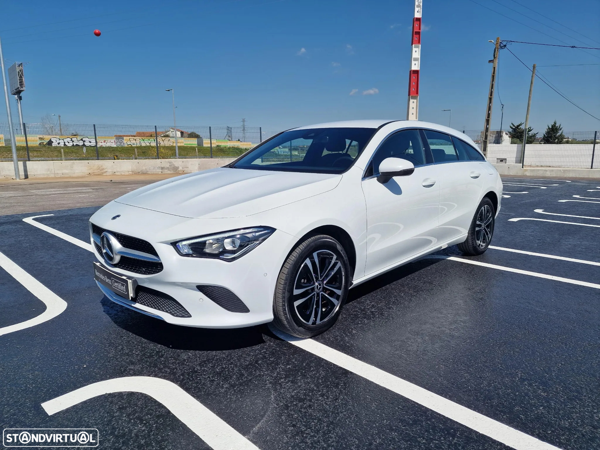 Mercedes-Benz CLA 250 e Shooting Brake Progressive - 4