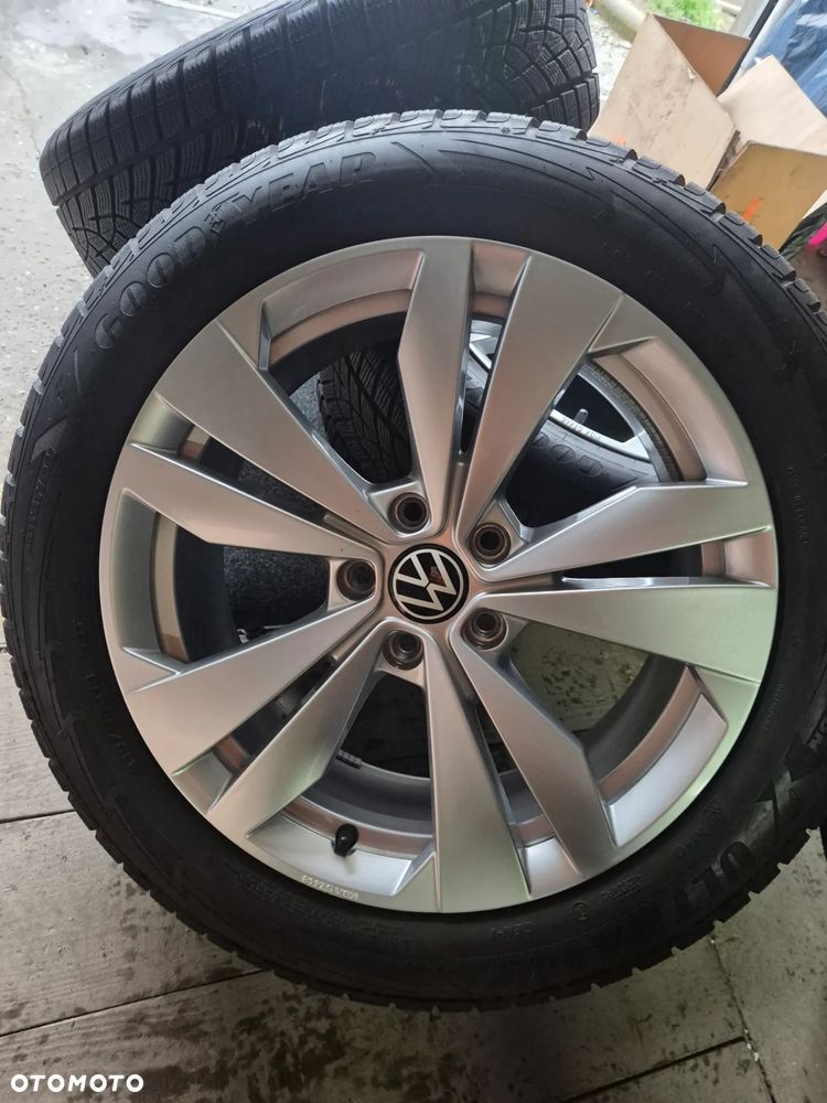 Felgi Koła Zimowe opony 10A 18 5x112 OE Vw ID3 Golf Touran Seat Leon Skoda Octavia 215/55/18 Good Year - 3
