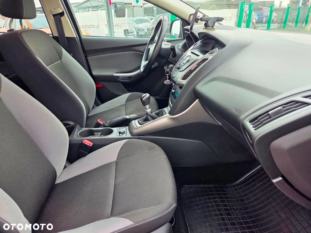 Ford Focus 1.6 TDCi Gold X - 29