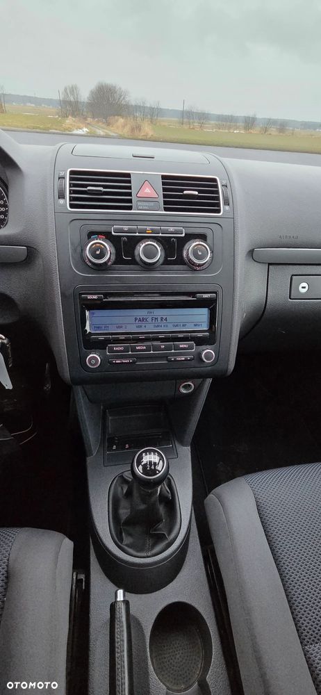 Volkswagen Touran 1.6 TDI DPF Trendline - 19