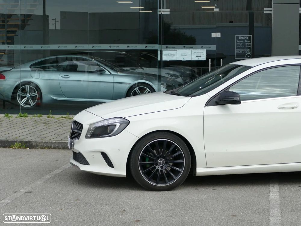 Mercedes-Benz A 180 d AMG Line - 12