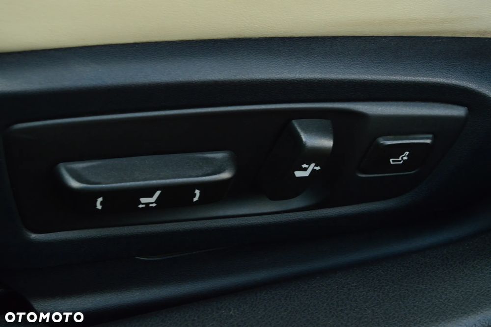 Lexus GS 200t / 300 Elegance - 14