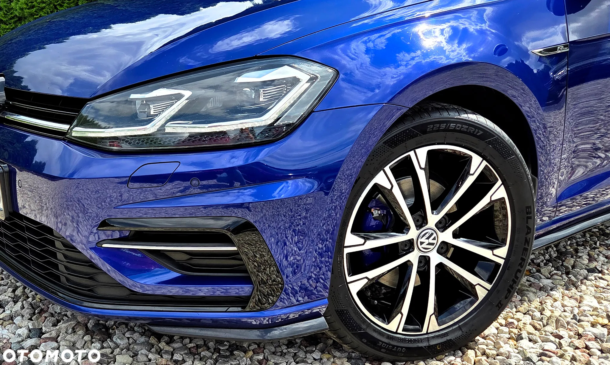 Volkswagen Golf 2.0 TDI SCR DSG R-Line - 4