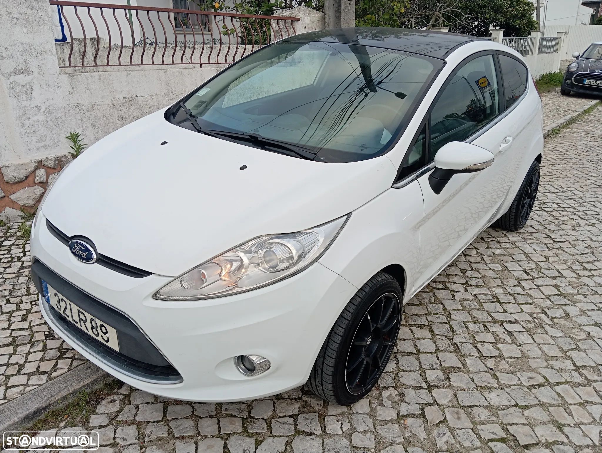 Ford Fiesta 1.25 Techno - 1