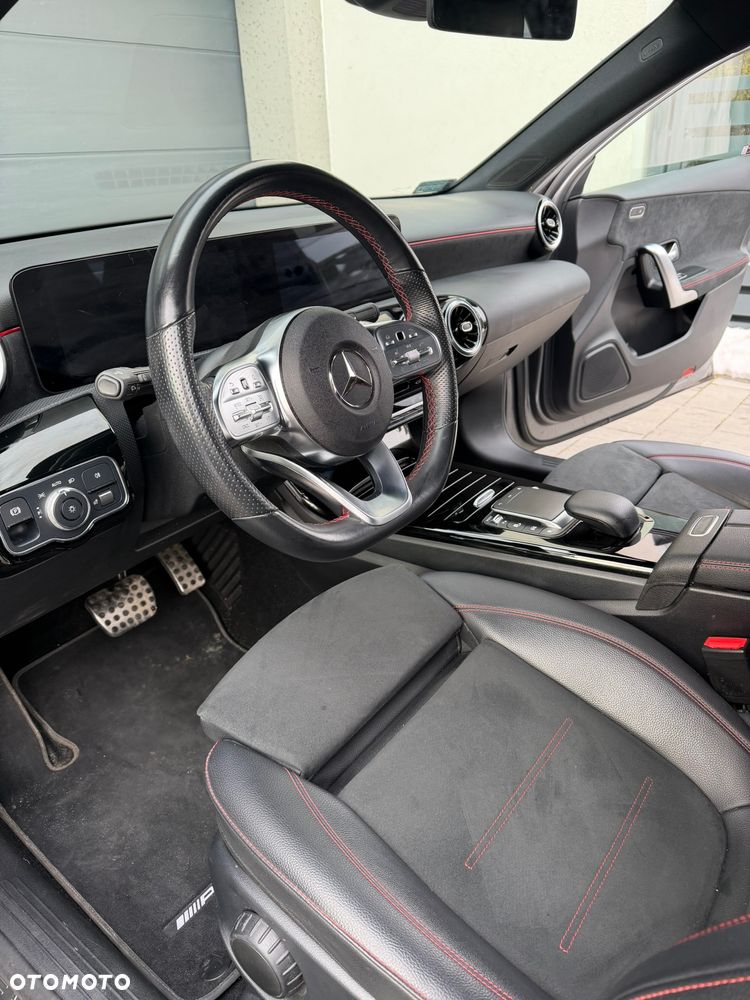 Mercedes-Benz Klasa A 180 7G-DCT - 7