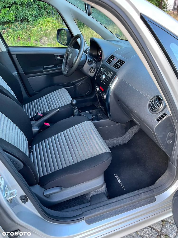 Suzuki SX4 1.6 VVT 4x2 Club - 15