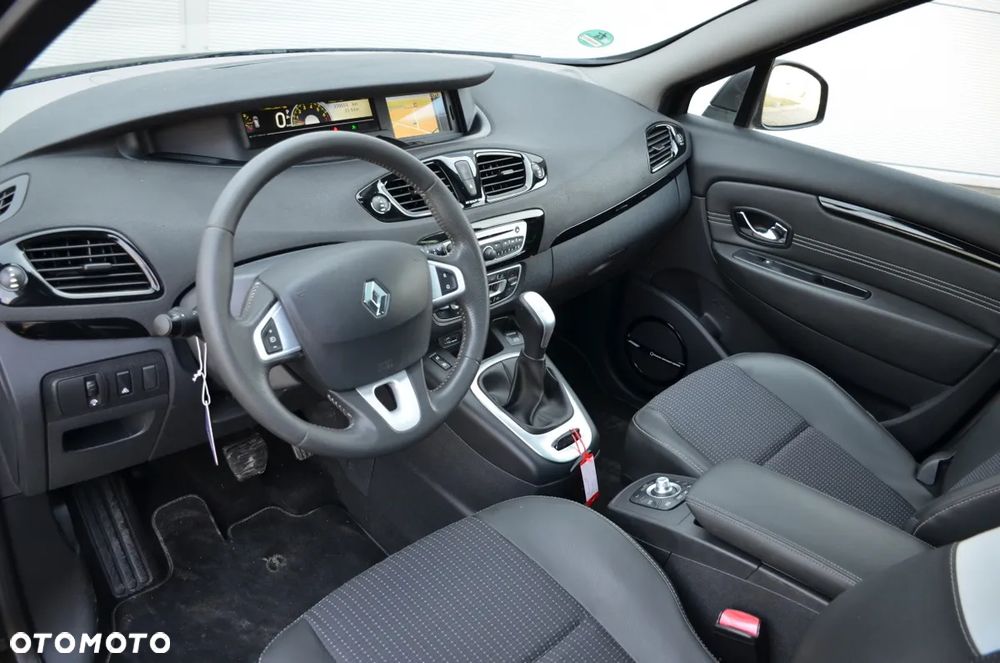 Renault Scenic 2.0 16V 140 CVT Bose Edition - 20