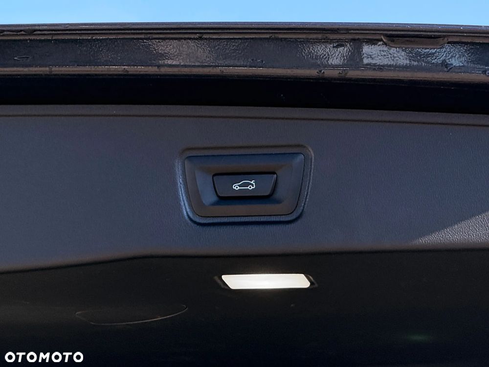 BMW Seria 5 - 16