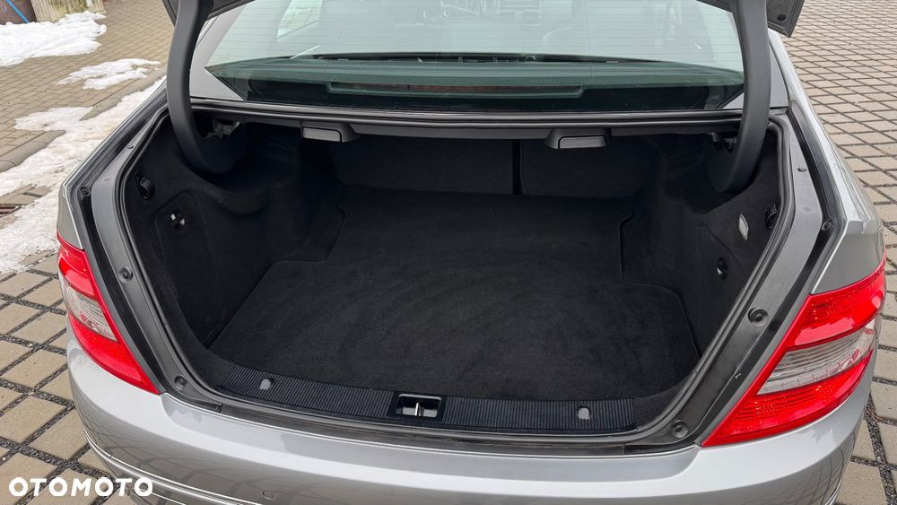 Mercedes-Benz Klasa C 180 Kompressor Automatik Avantgarde - 13