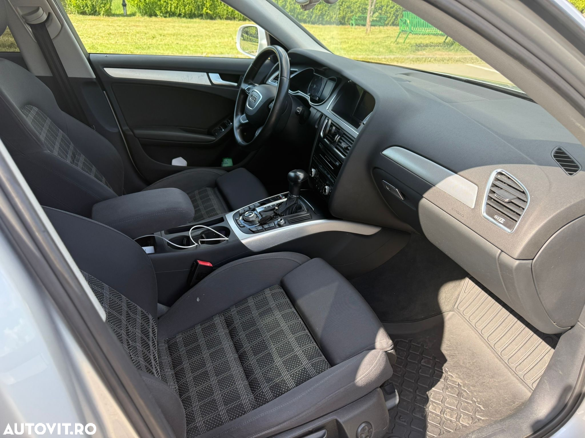 Audi A4 2.0 TDI Multitronic - 29