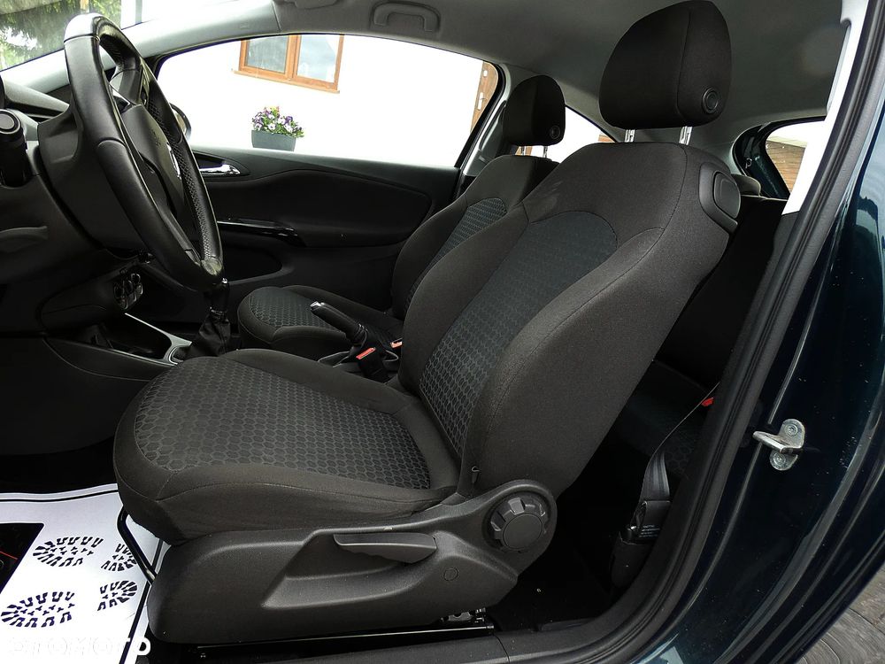 Opel Corsa 1.4 16V Edition 150 - 8