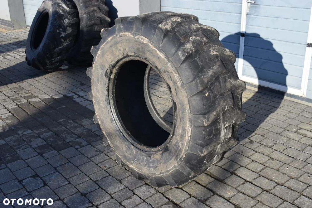 Opona/ opony 17.5 R24 - 9