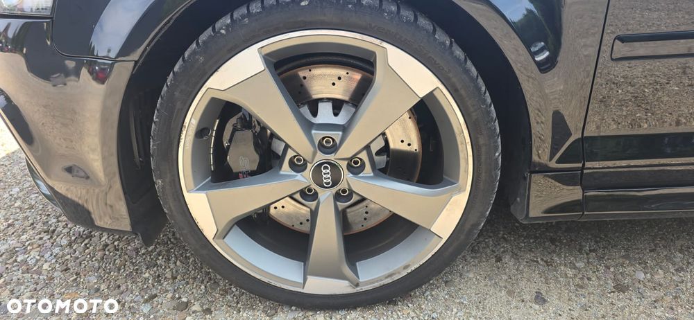 Audi RS3 Sportback S tronic - 38