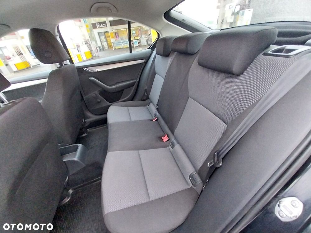 Skoda Octavia - 10