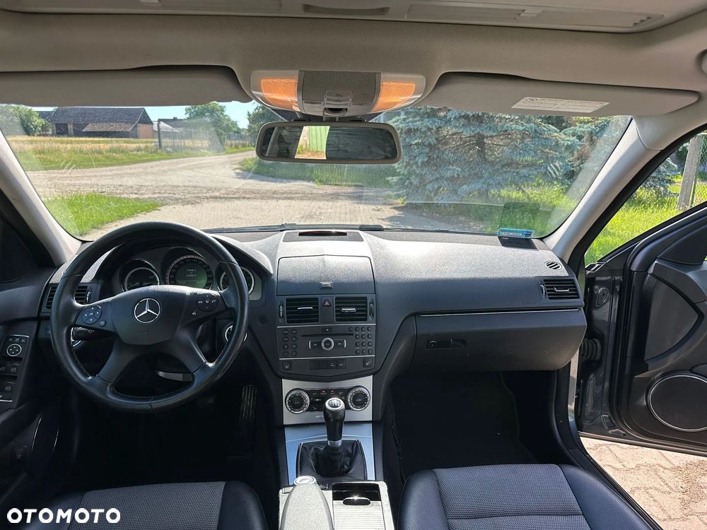 Mercedes-Benz Klasa C 180 Kompressor Avantgarde - 14