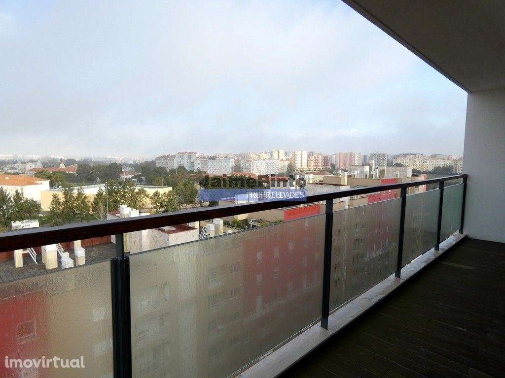 Apartamento excecional, último piso, T3 + 1. Portugal, Lisboa, São ... - Grande imagem: 3/9