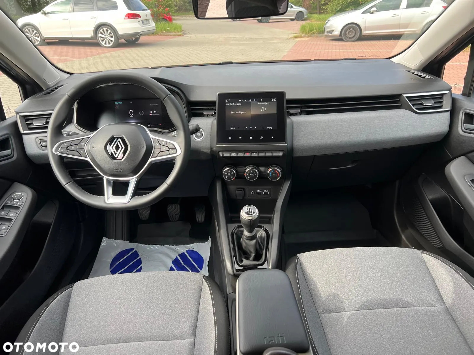 Renault Clio 1.0 TCe Evolution - 17