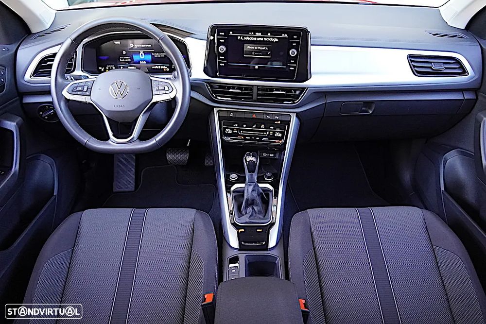 VW T-Roc 1.5 TSI Urban DSG - 29