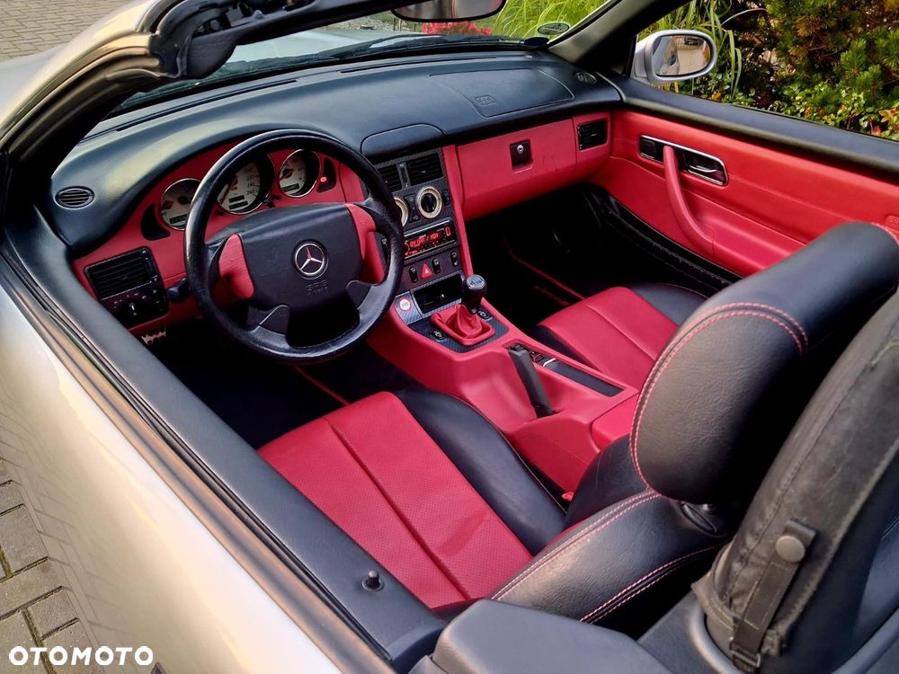 Mercedes-Benz SLK 200 - 13