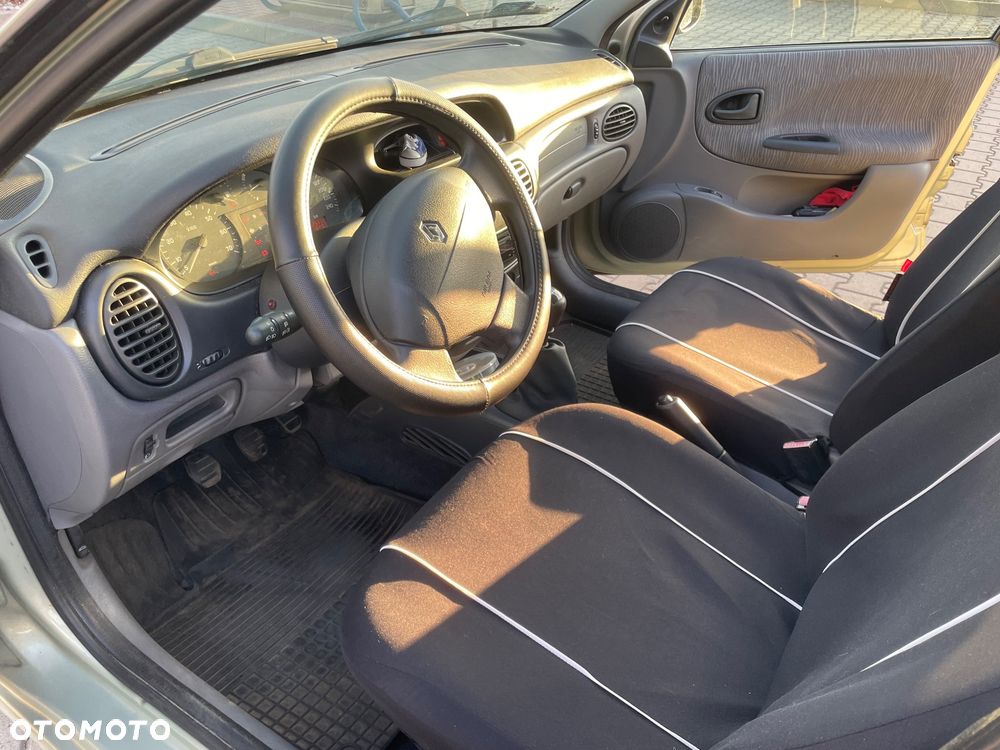Renault Megane 1.4 RN 16V (klm) - 10