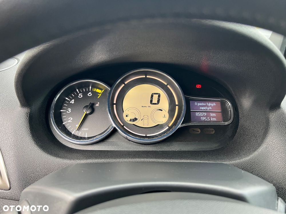 Renault Megane 1.6 16V 110 TomTom Edition - 19