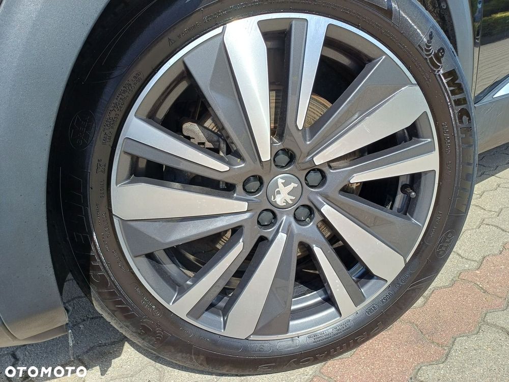 Peugeot 3008 1.6 PureTech Hybrid4 PHEV GT S&S EAT8 - 10