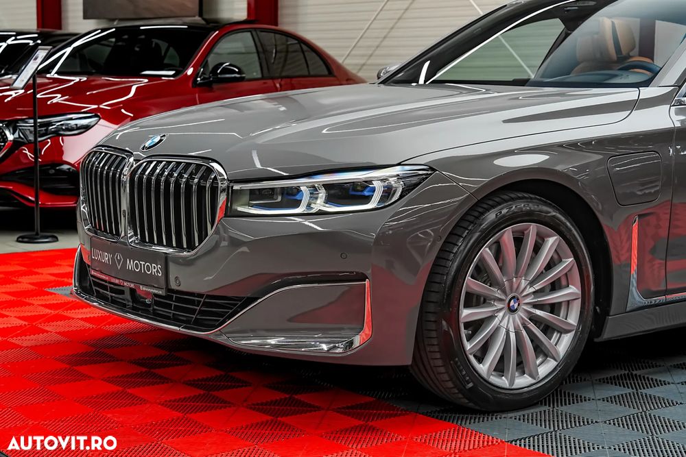 BMW Seria 7 745Le xDrive - 17