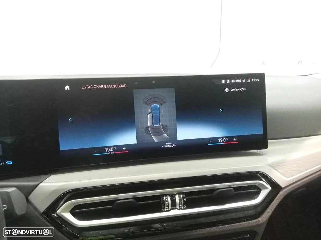 BMW 320 e Touring Auto - 10