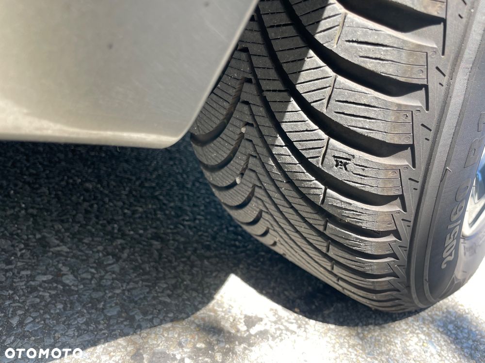 BMW Seria 2 218i - 38