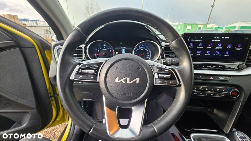 Kia XCeed - 15