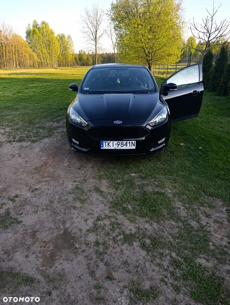 Ford Focus 1.5 EcoBoost ST-Line - 2