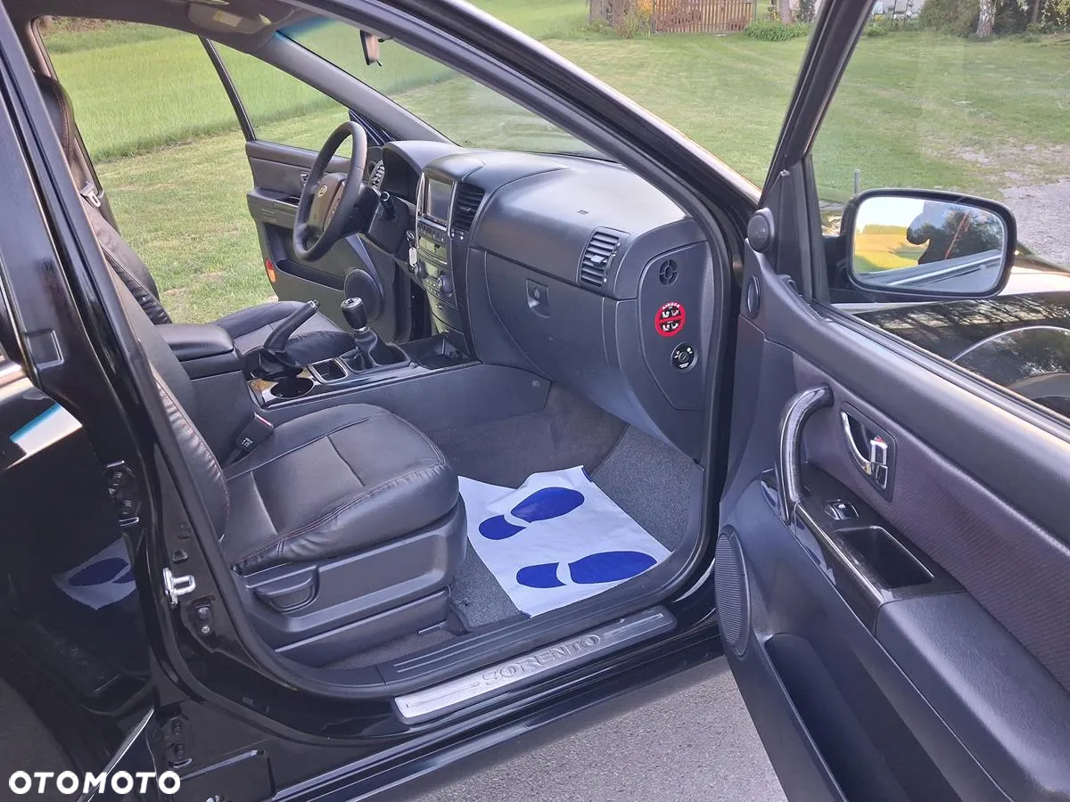 Kia Sorento 2.5 CRDi VGT EX - 23