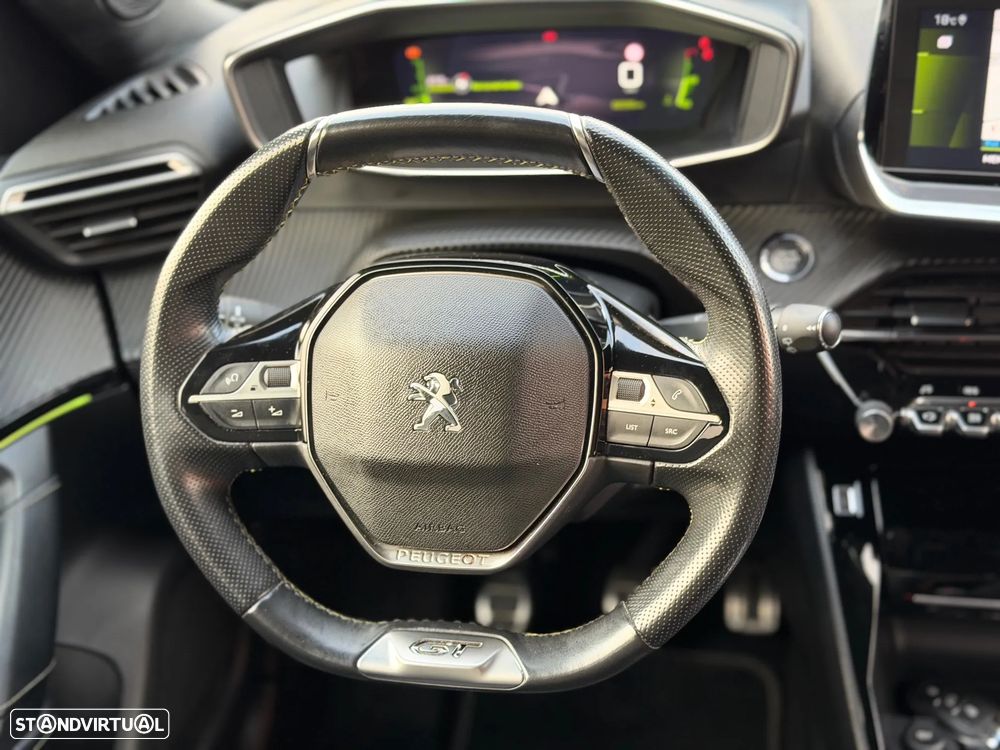 Peugeot 2008 PureTech 130 GT Pack - 8