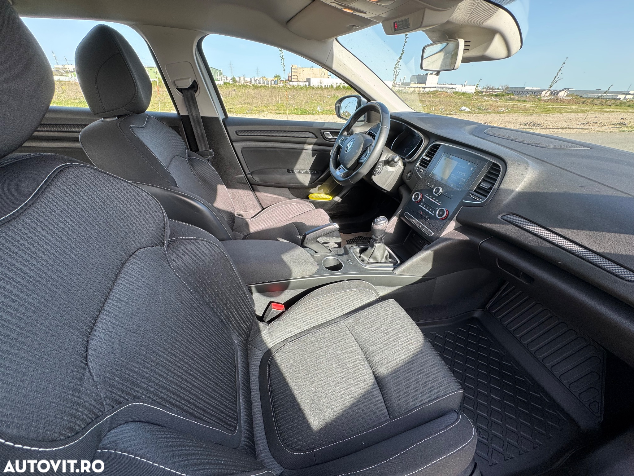 Renault Megane BLUE dCi 115 BUSINESS EDITION - 12