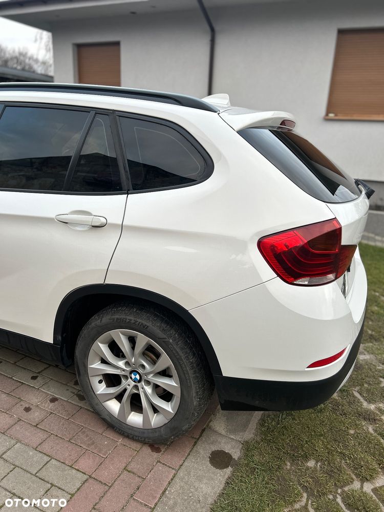 BMW X1 xDrive18d xLine - 15