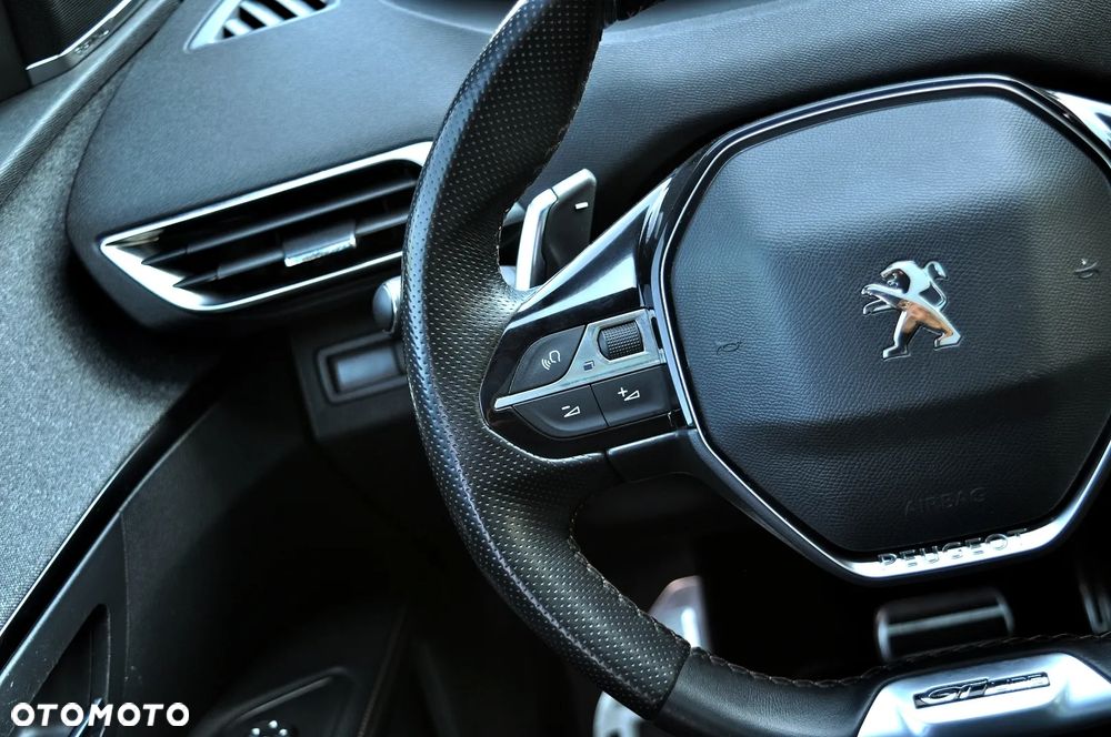 Peugeot 5008 1.6 PureTech GT Line S&S EAT8 - 35
