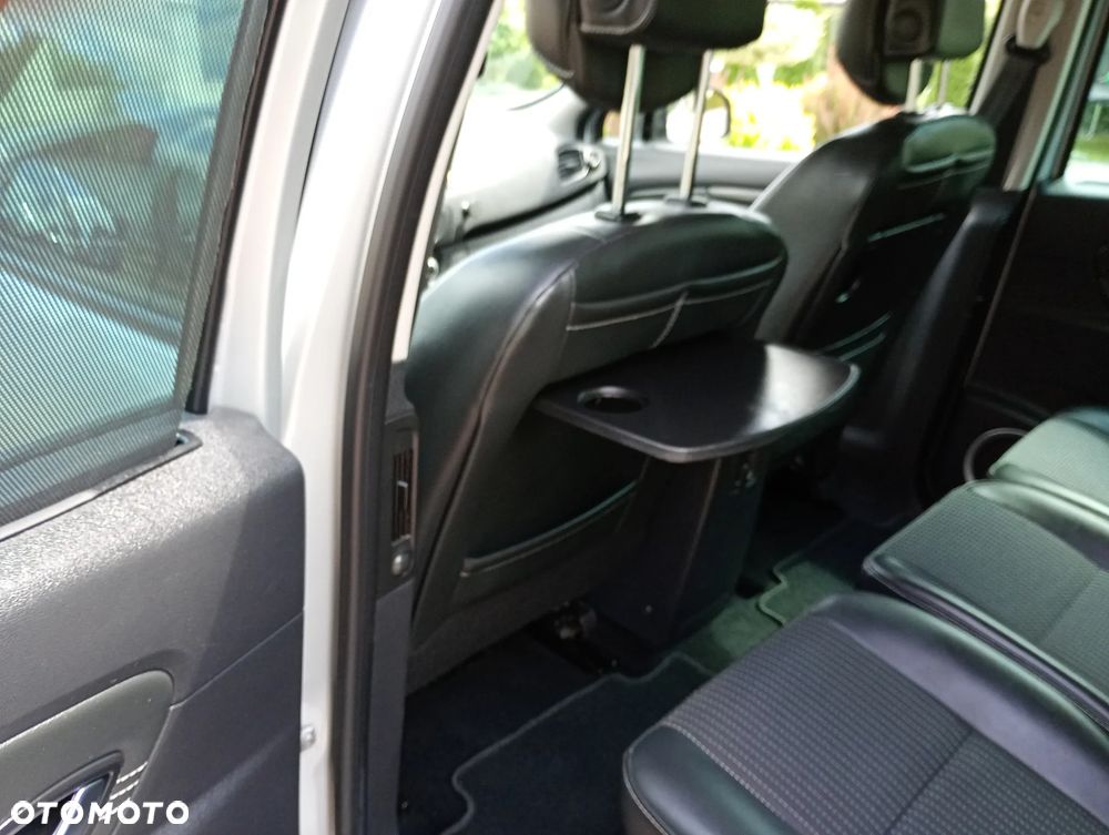 Renault Scenic - 25